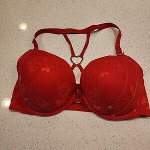 Cacique Boost Plunge Bra 44DDD Red Underwire Padded Front Closure Heart